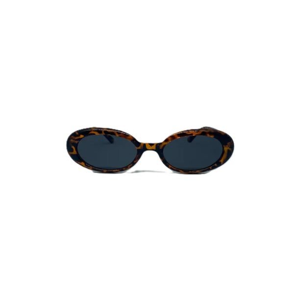Lunette de soleil retro chic